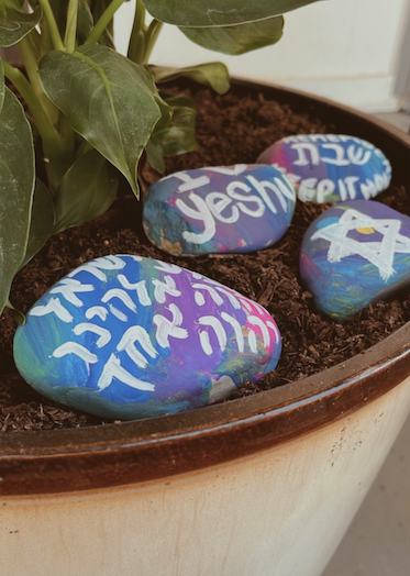 Writing on Rocks as a Bible Lesson for Children